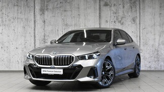 BMW Serii 5, 520