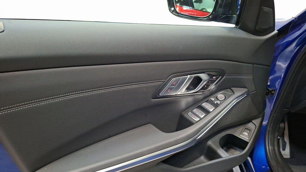BMW Serii 3, 340