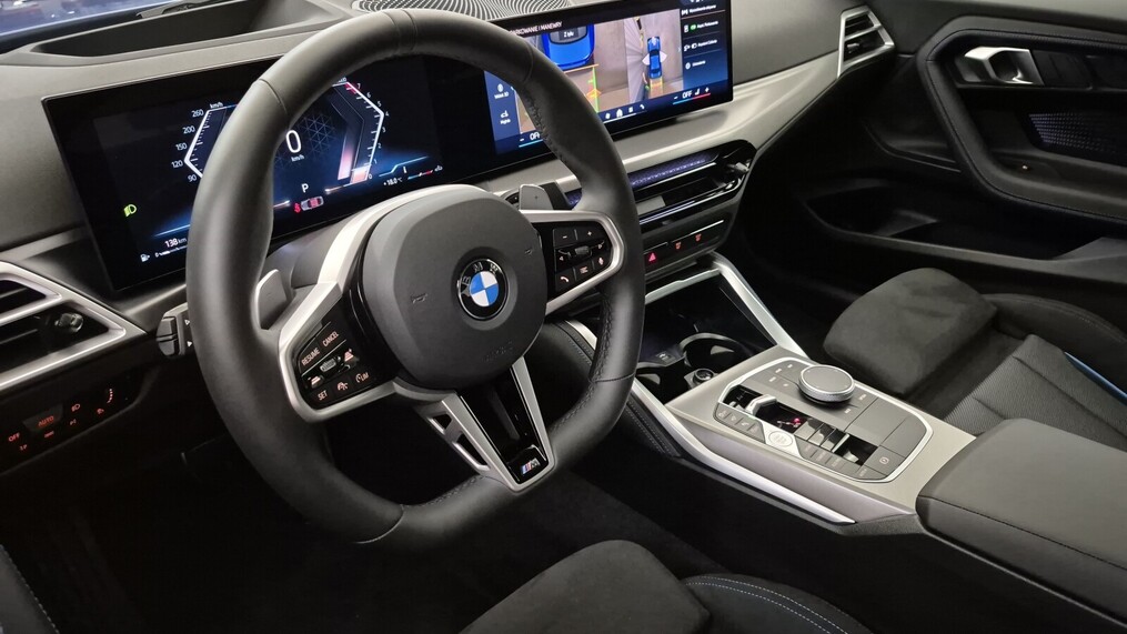 BMW Serii 2, 220