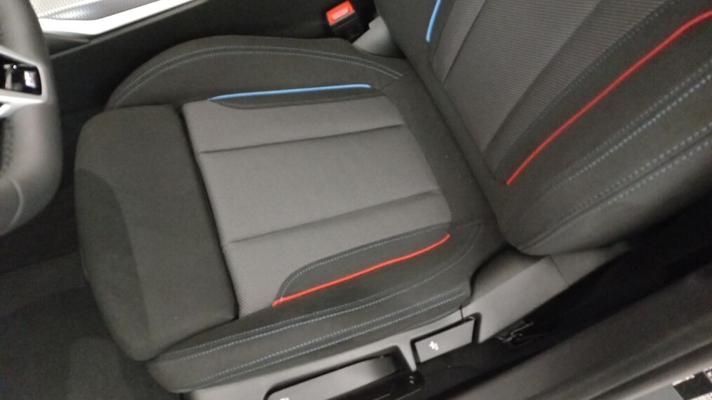 BMW Serii 3, 318