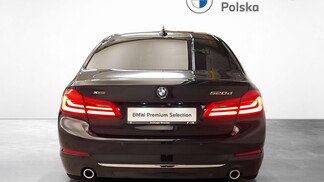 BMW Serii 5, 520