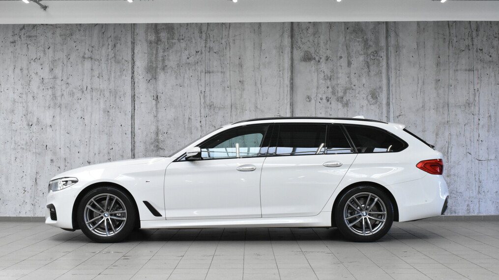 BMW Serii 5, 520