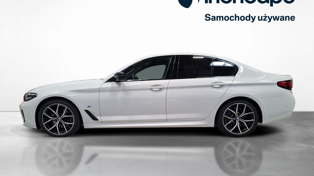 BMW Serii 5, 520
