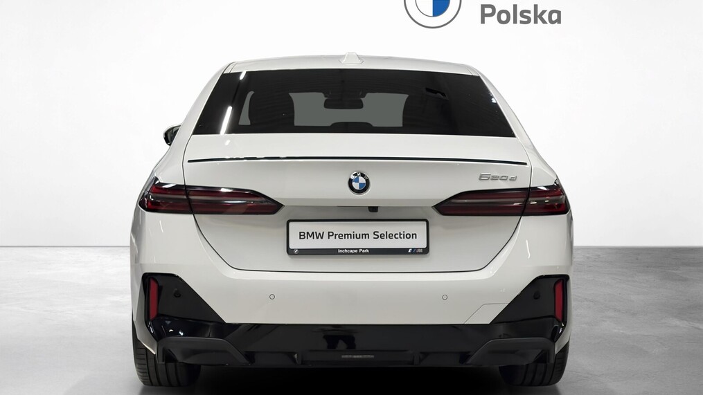 BMW Serii 5, 520