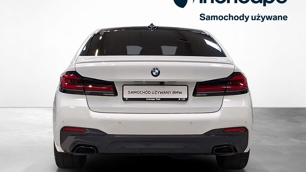 BMW Serii 5, 520