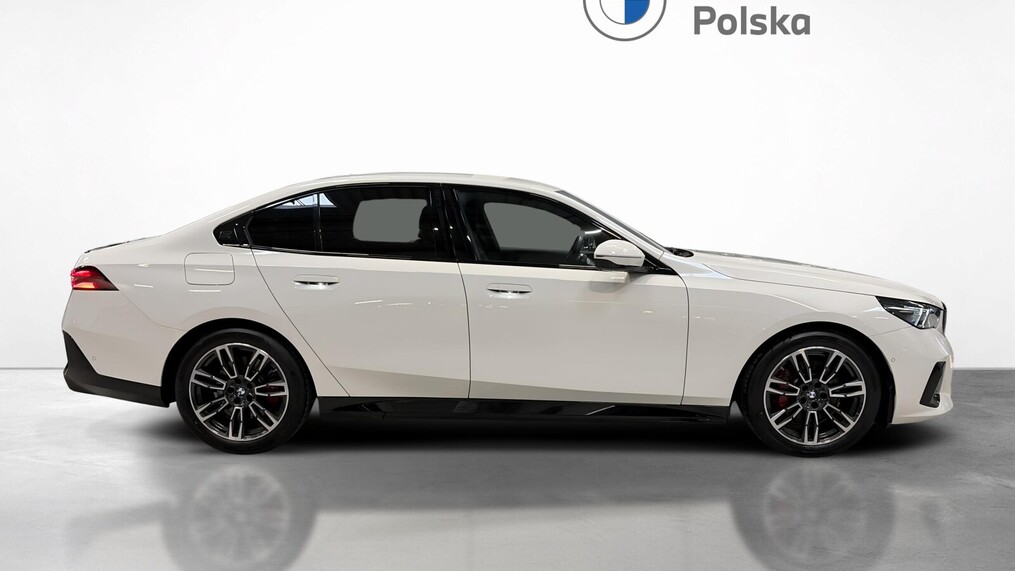 BMW Serii 5, 520