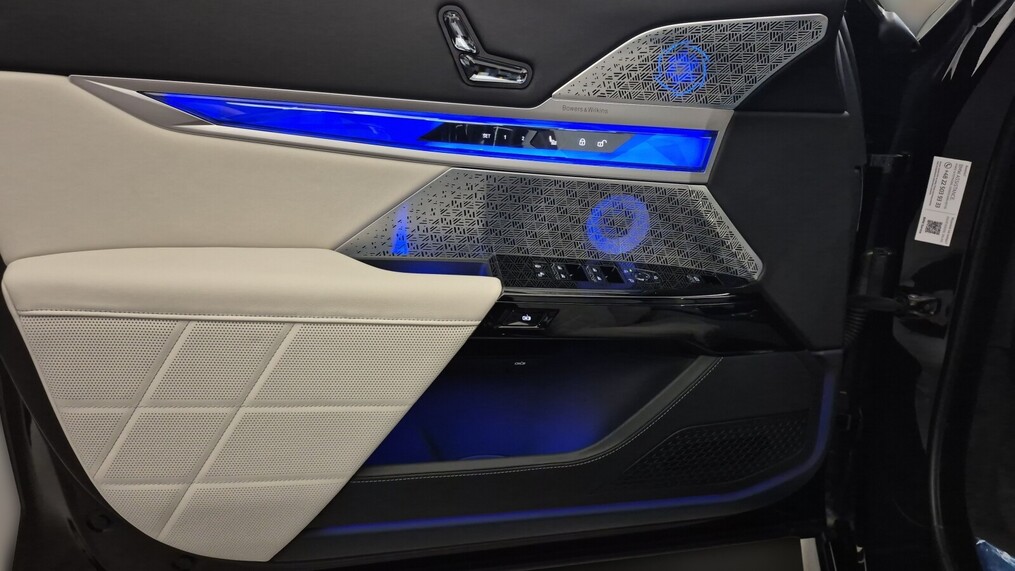 BMW Serii 7, 740