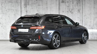 BMW Serii 5, 520