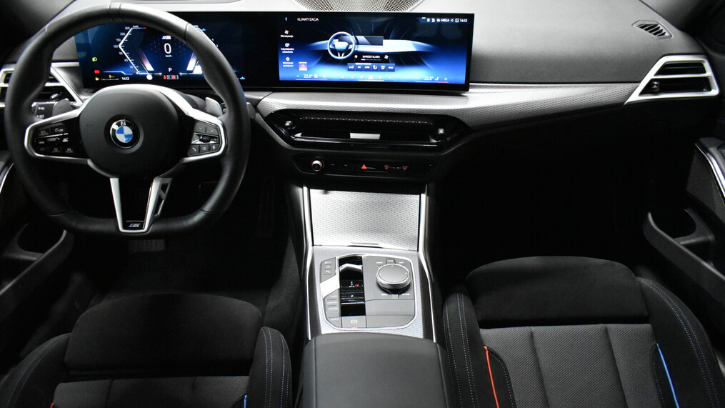BMW Serii 3, 320