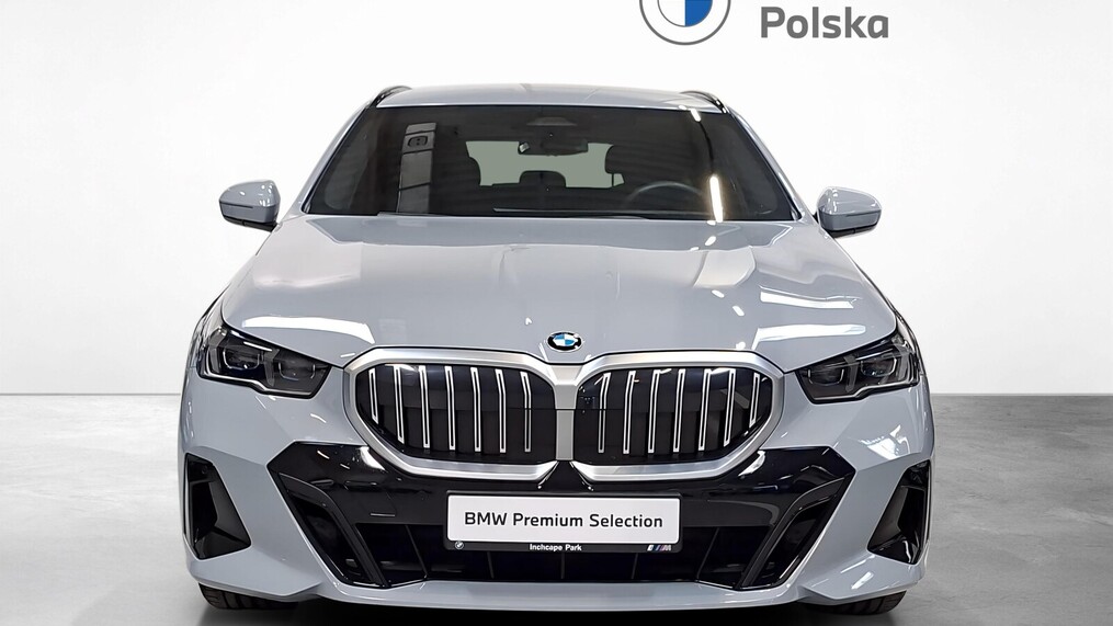 BMW Serii 5, 520