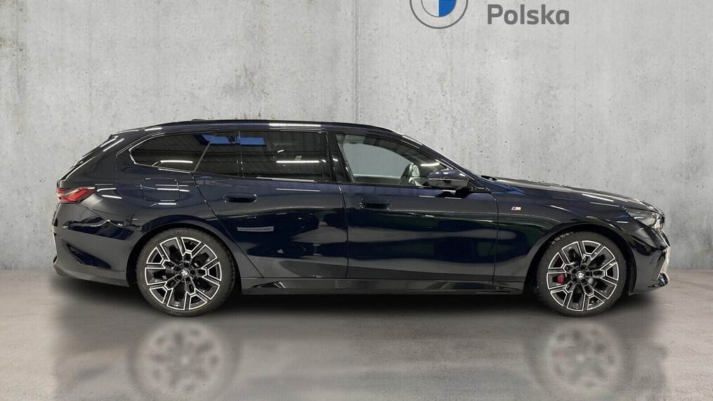 BMW Serii 5, 520