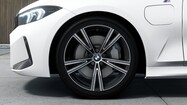 BMW Serii 3, 330