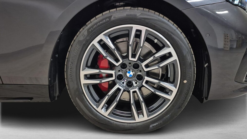 BMW Serii 5, 520