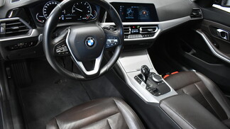 BMW Serii 3, 330