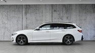 BMW Serii 3, 330