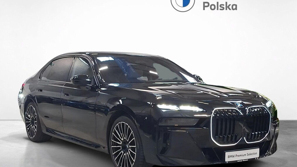BMW Serii 7, 740