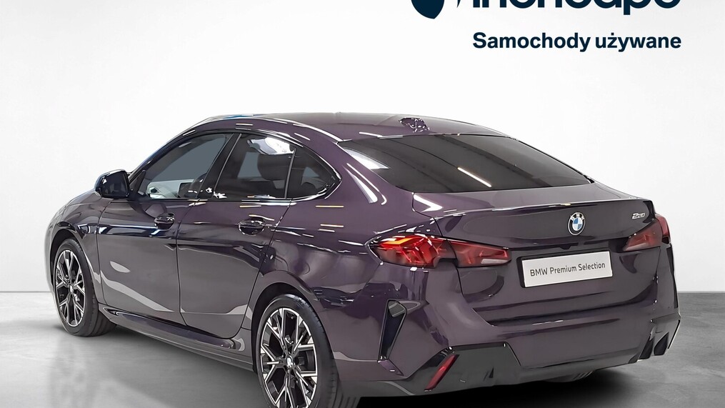 BMW Serii 2, 220