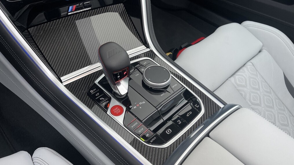 BMW M8