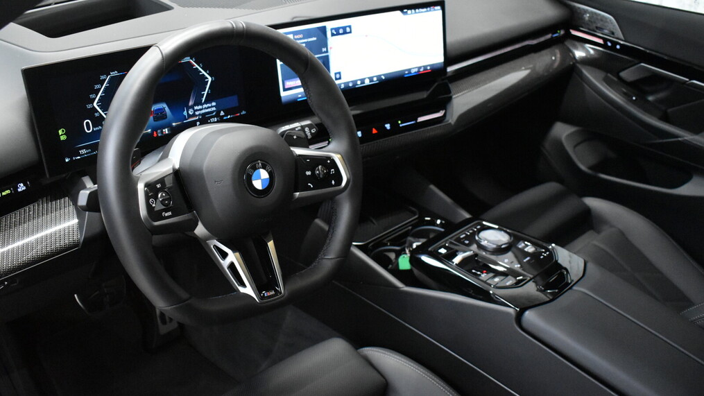 BMW Serii 5, 540