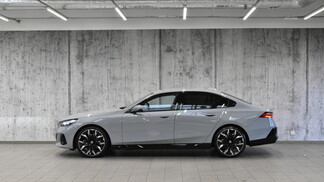 BMW Serii 5, 520