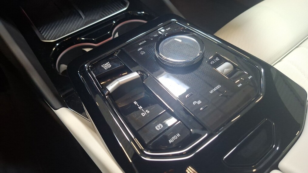 BMW Serii 5, 550