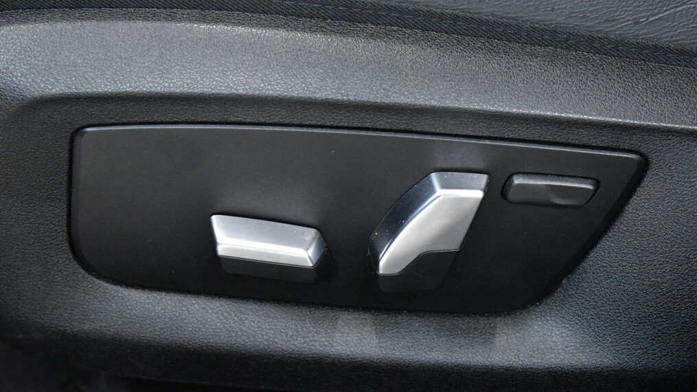 BMW Serii 5, 520