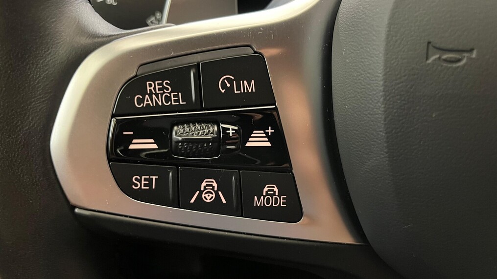 BMW Serii 3, 320
