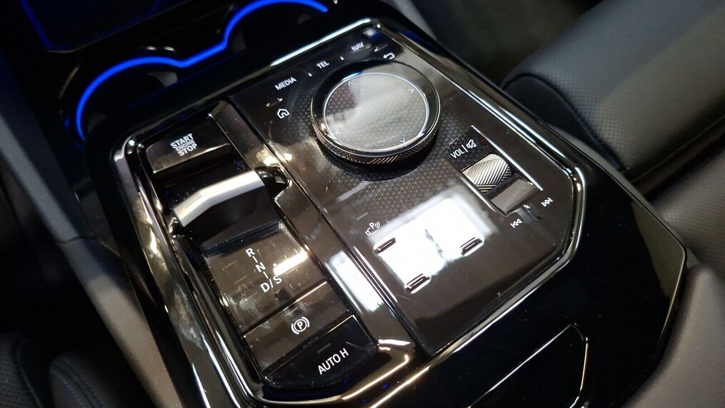 BMW Serii 5, 550