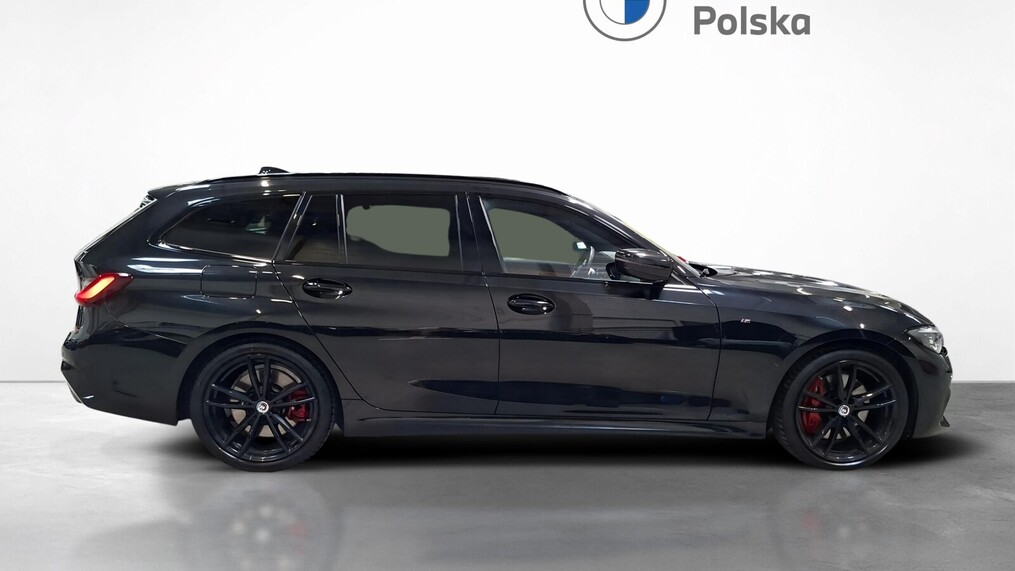 BMW Serii 3, 330