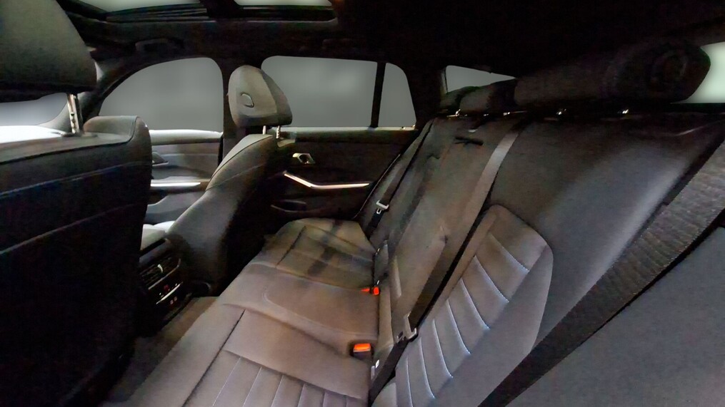 BMW Serii 3, 340