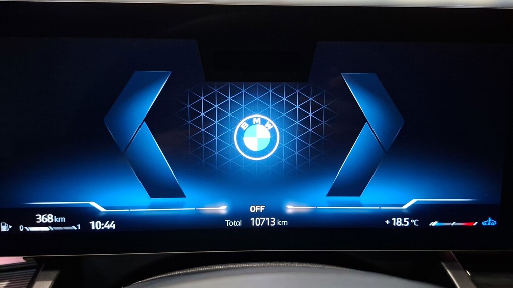 BMW Serii 5, 520
