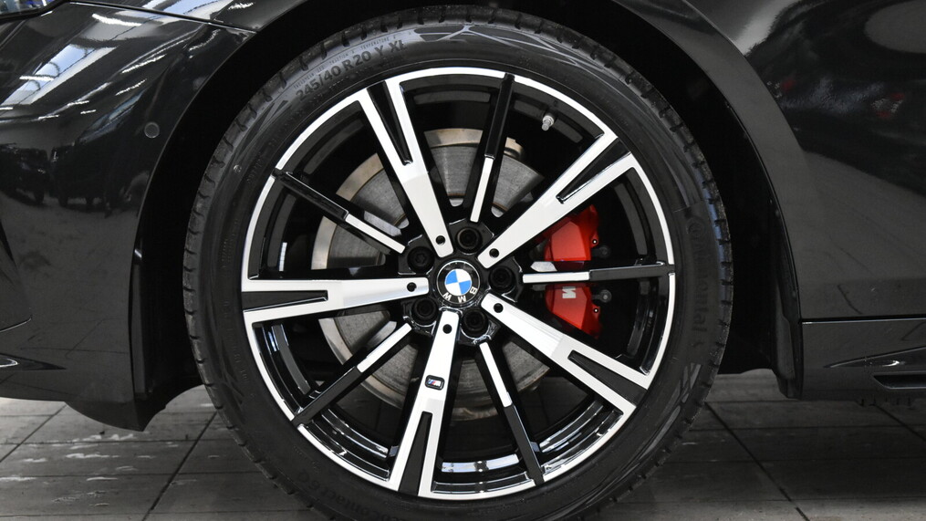 BMW Serii 5, 520
