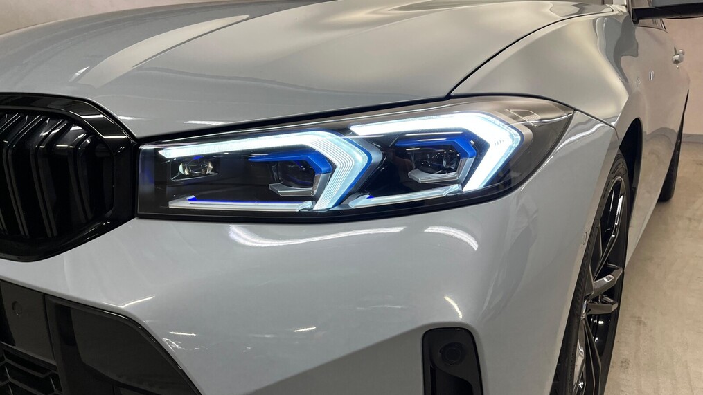 BMW Serii 3, 320
