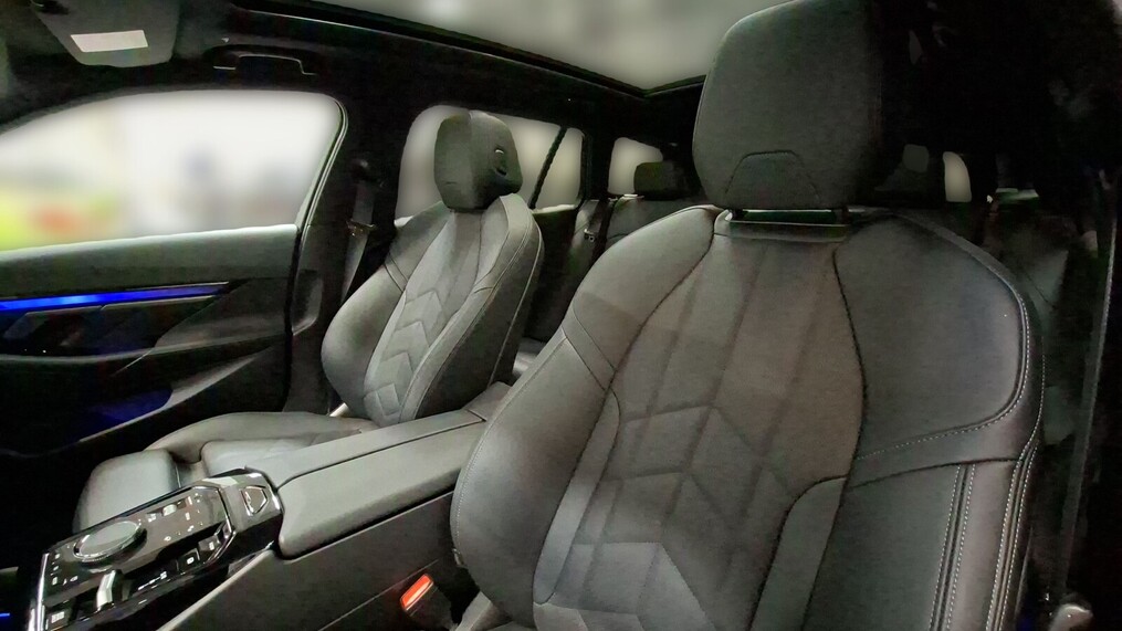 BMW Serii 5, 520