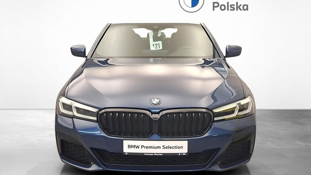 BMW Serii 5, 520