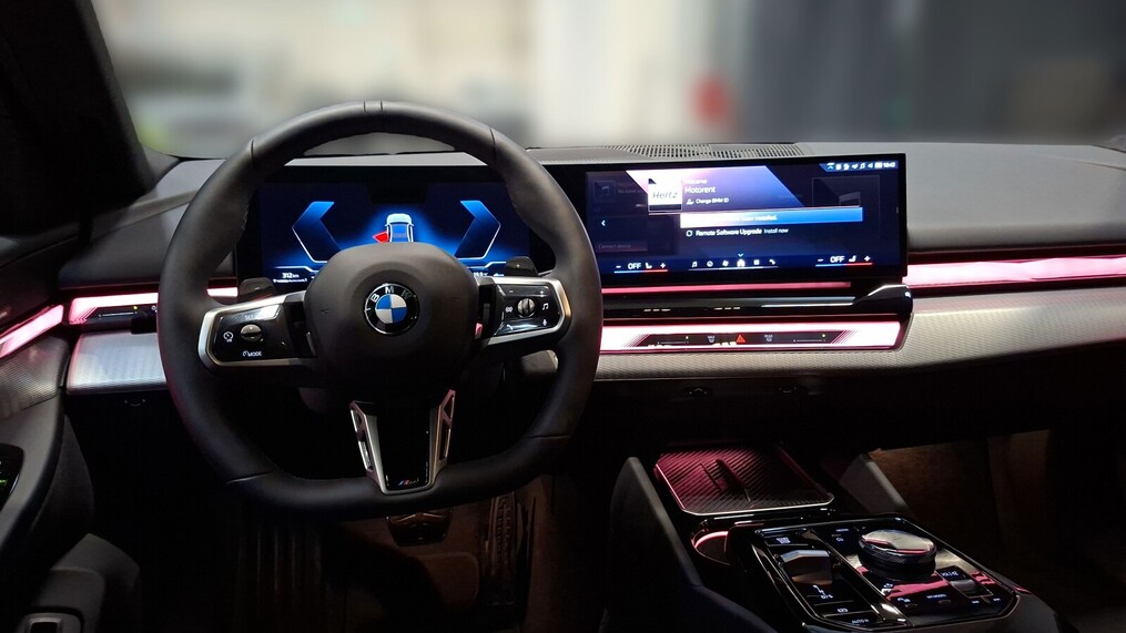 BMW Serii 5, 520