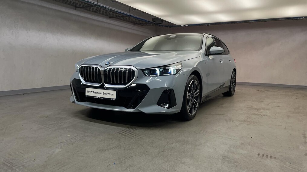 BMW Serii 5, 520
