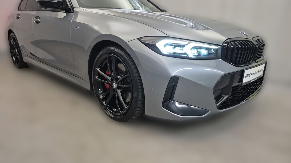 BMW Serii 3, 330